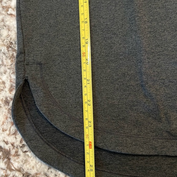 S Athleta Uptempo Short Sleeve Top Small Super Soft Cre Neck Exercise Workout - Picture 4 of 9